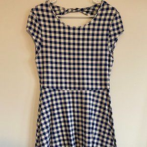 BONGO Open Back Large Size Checkered Dress
